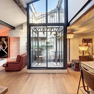 Pygmalion Apartment